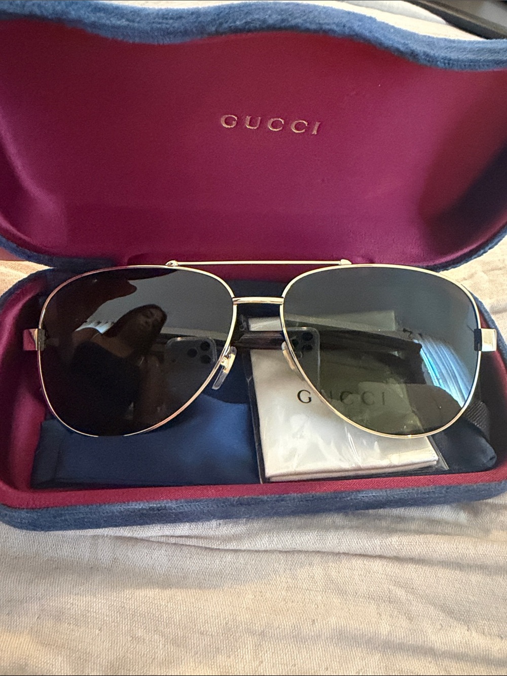 Gucci Men’s Gold Aviator Sunglasses with Dark Lenses
